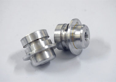 CNC Küçük Metal İşlenmiş Parçalar Alüminyum Torna Bileşenleri Gümüş Özel Boyut